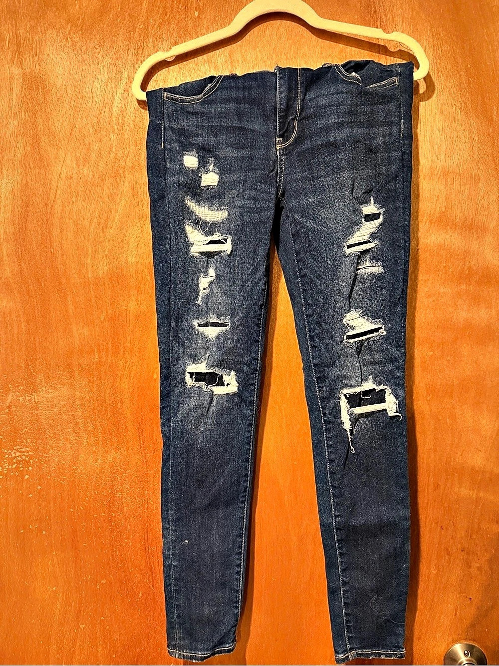 American Eagle Outfitters Distressed Blue Skinny Jeans